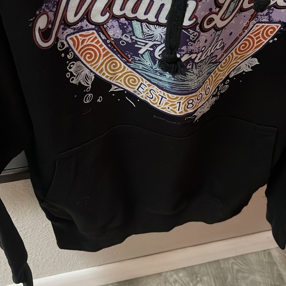 Miami Beach Hoodie - Picture 5 of 10